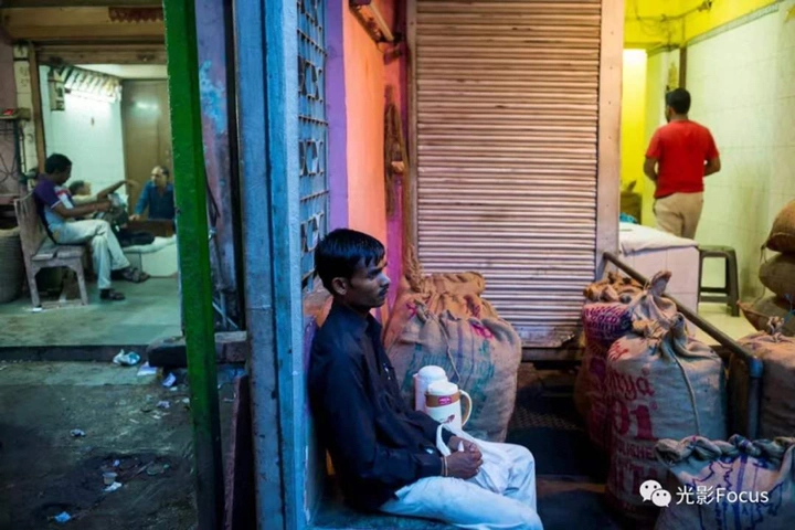 亚历克斯·韦伯作品赏析