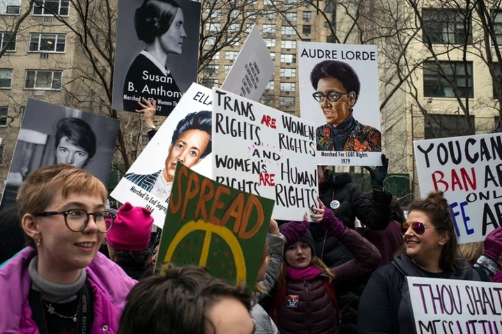 亚历克斯·韦伯作品赏析