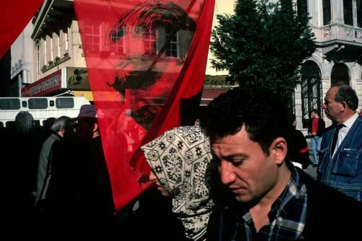 亚历克斯·韦伯作品赏析