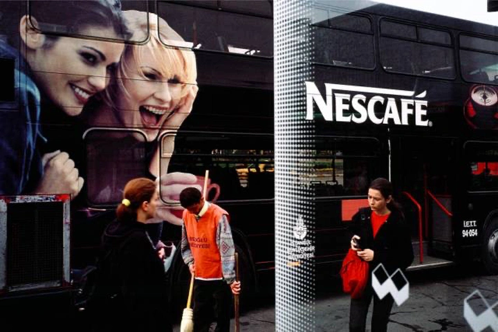 亚历克斯·韦伯作品赏析