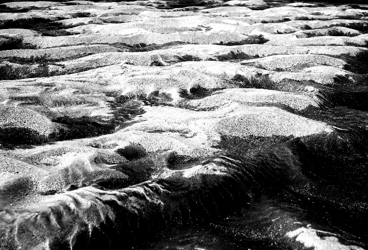 观察面目全非的地球