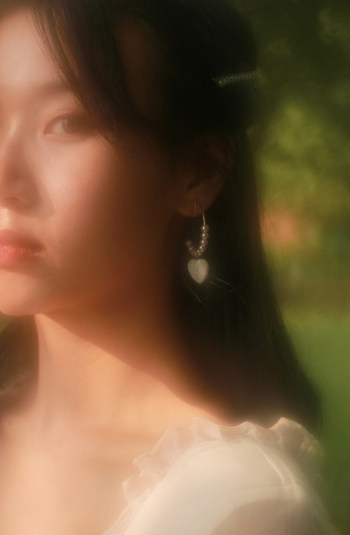 当代卑微女大学生 开始尝试第一次写文章