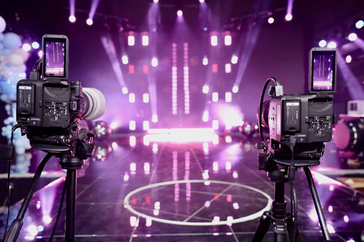 佳能“佳直播”携手时拍传媒，开启明星感团播时代