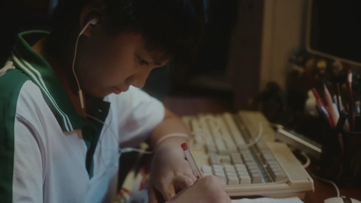 LUMIX S1M2+ARRI LogC3共同编织《墙洞》——电影质感触手可及