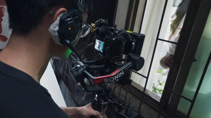 LUMIX S1M2+ARRI LogC3共同编织《墙洞》——电影质感触手可及