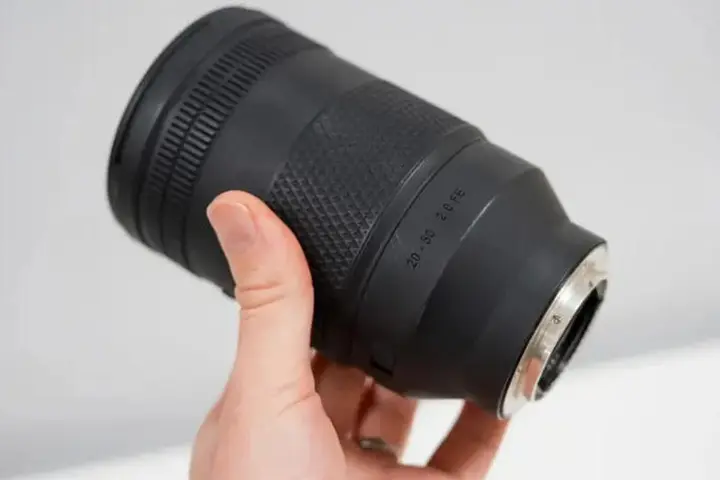 一周器材速递｜索尼A7V传感器独占两年？佳能紧凑型机身增产1.5倍！