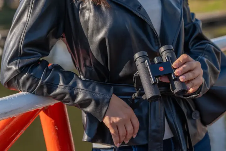 全新维度 典雅呈现 徕卡 Noctivid 便携式双筒望远镜系列