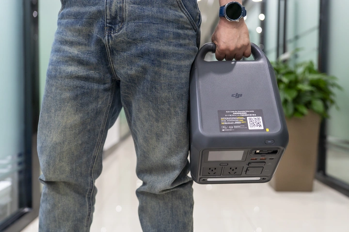 当“一度电”进入摄影工作流：DJI Power 1000 Mini 使用体验