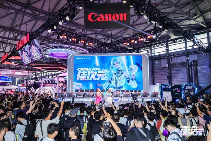 佳能亮相第二十三届中国国际数码互动娱乐展览会 为二次元创作者打造沉浸式影像世界