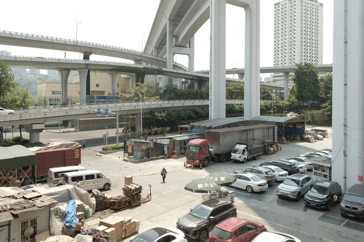 山水流星｜FUJIFILM X-T5/Canon PowerShot V1