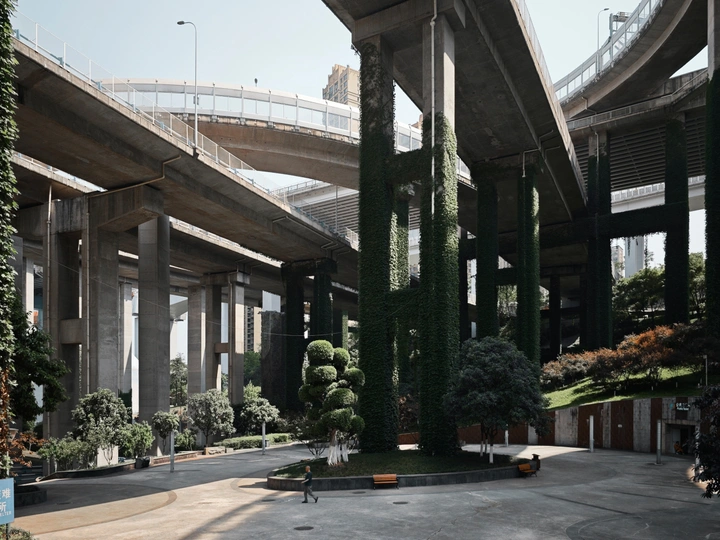 山水流星｜FUJIFILM X-T5/Canon PowerShot V1