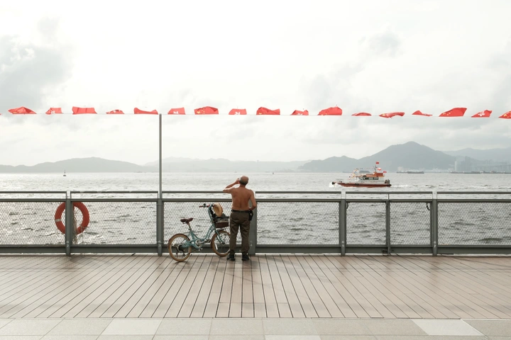 山水流星｜FUJIFILM X-T5/Canon PowerShot V1