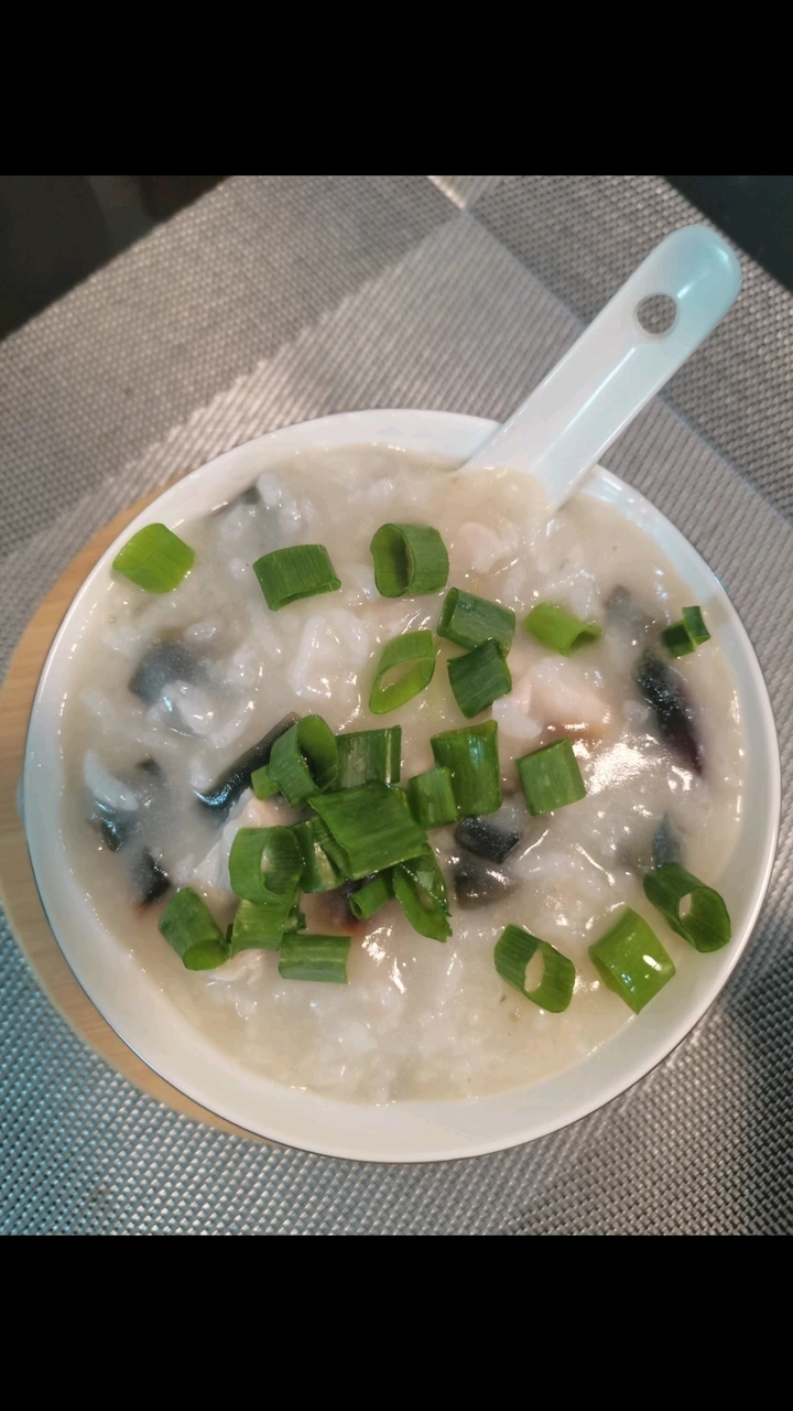 皮蛋瘦肉粥