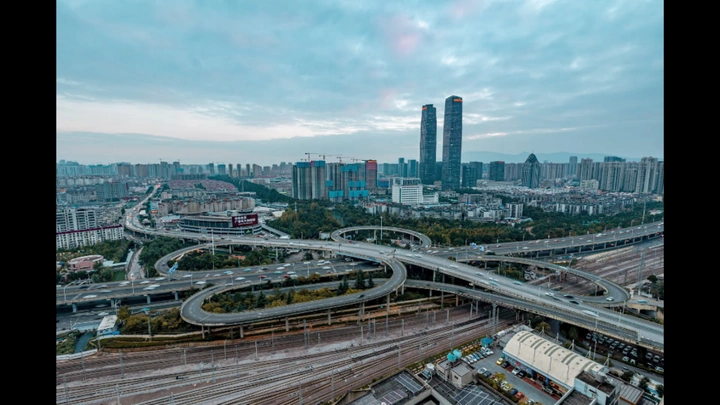 双塔与流桥 日转夜延时