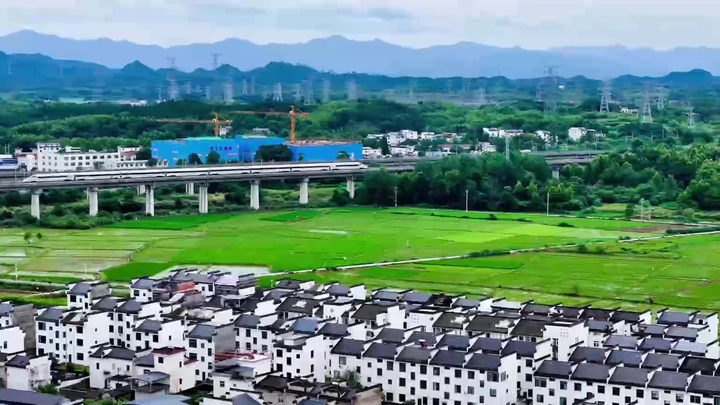 这个暑假来一趟黄山吧