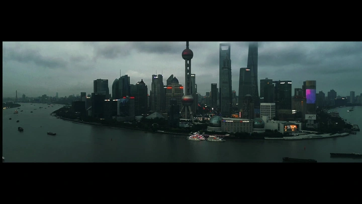 上海外滩赛博风格台风来临