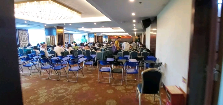 卡点卡点卡点的……不卡了不卡了……