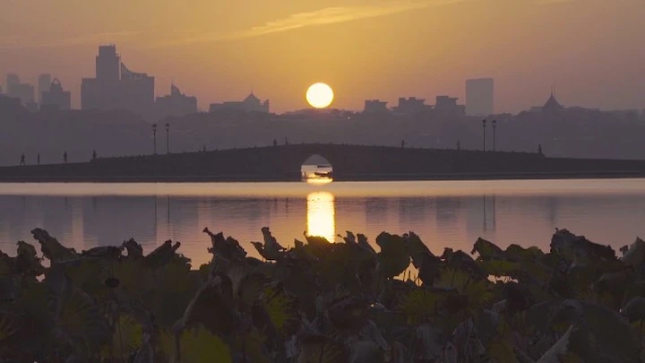 西湖晨曦