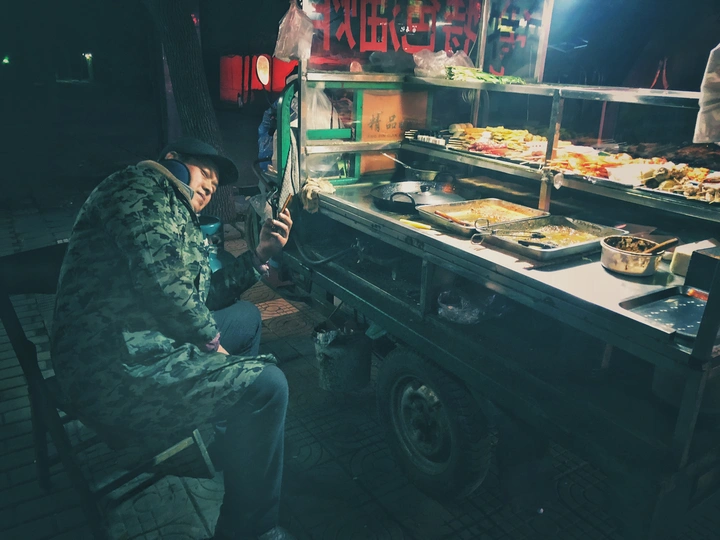 百姓记事·夜守候