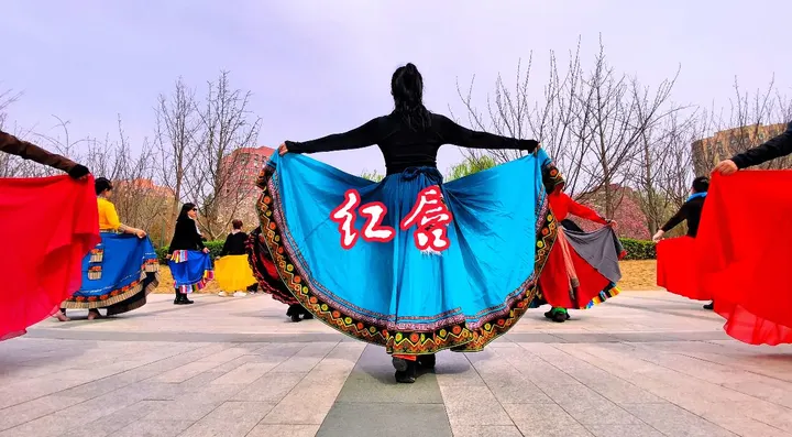 红唇
