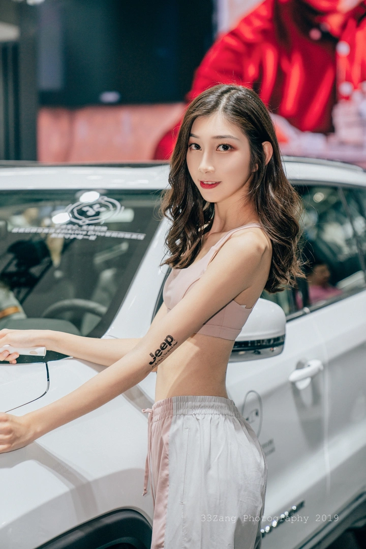 广州车展车模4