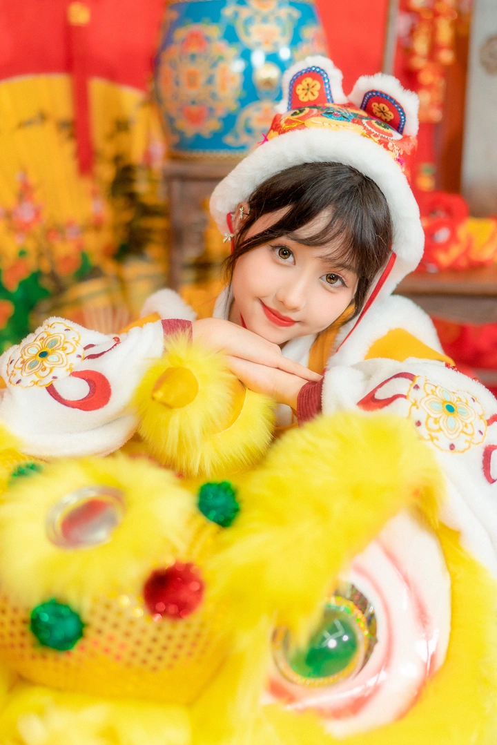 立春戏狮