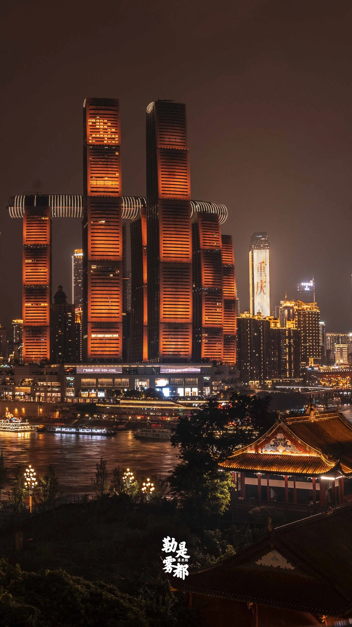 勒是雾都