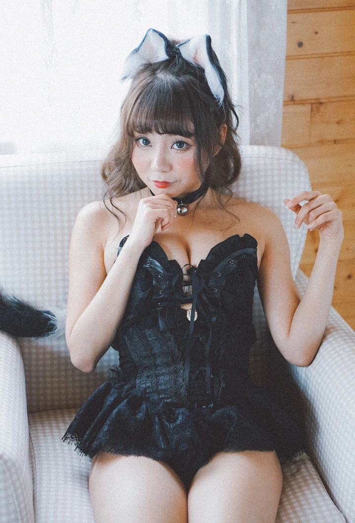 猫猫女孩
