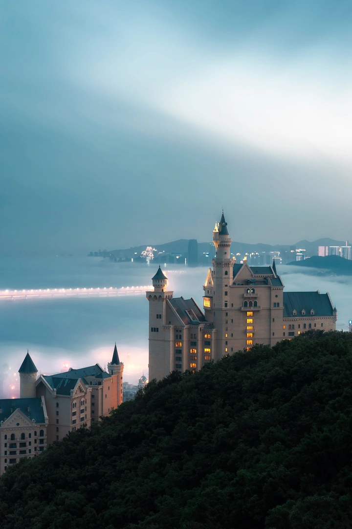 神秘城堡🏰