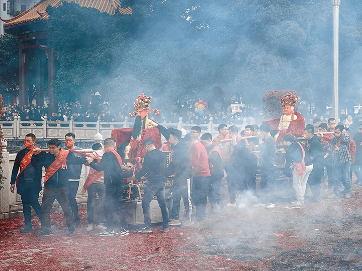 恭迎圣驾