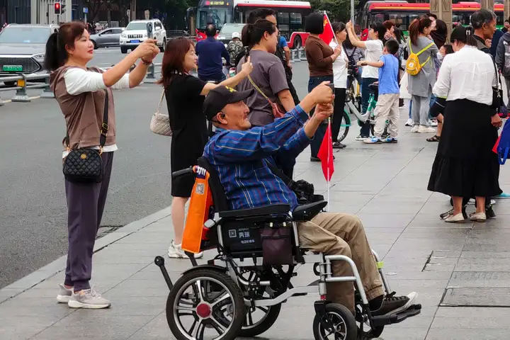 我也拍一张