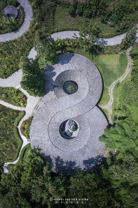 空中视角的房屋景观