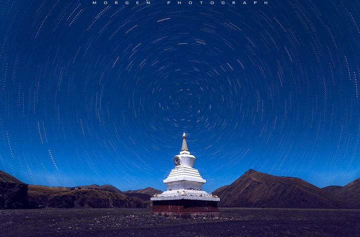藏区星空