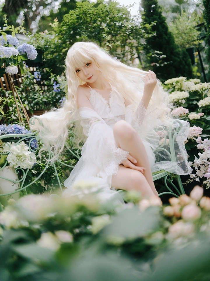 🌼梦幻花园里的精灵少女