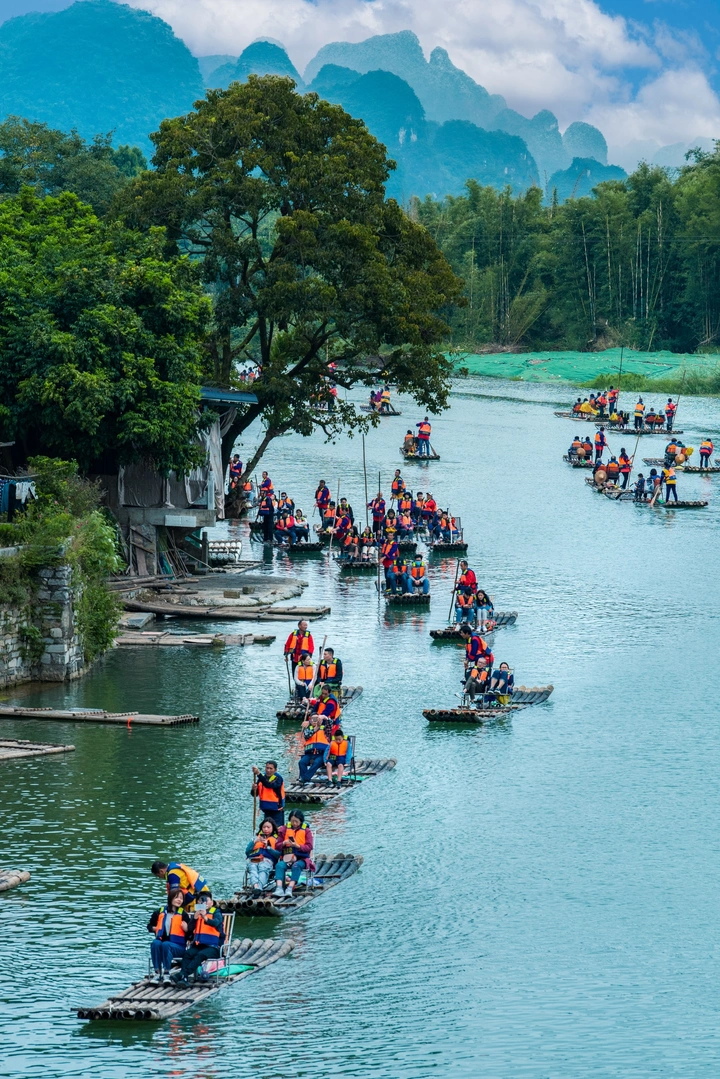 阳朔遇龙河