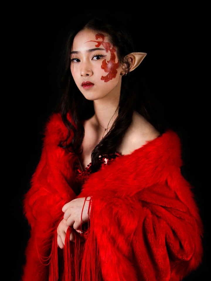 《红精灵》