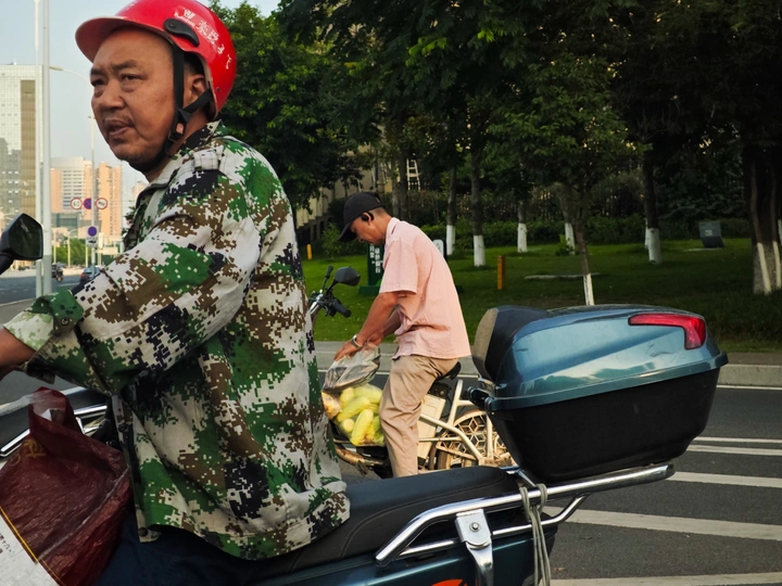 红灯路口