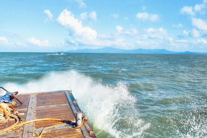 一起浪，浪起来
出海日记
