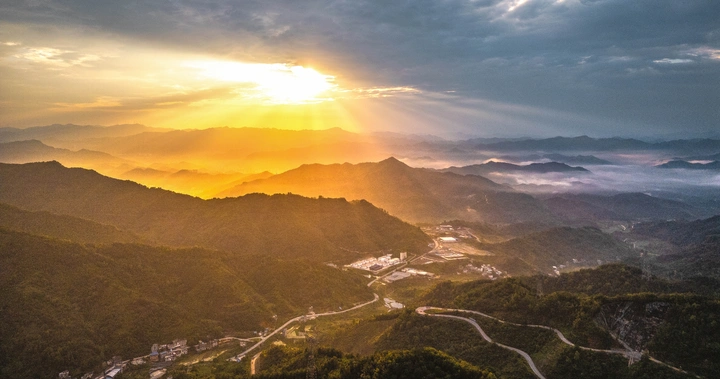 贵州望谟：山谷看风景