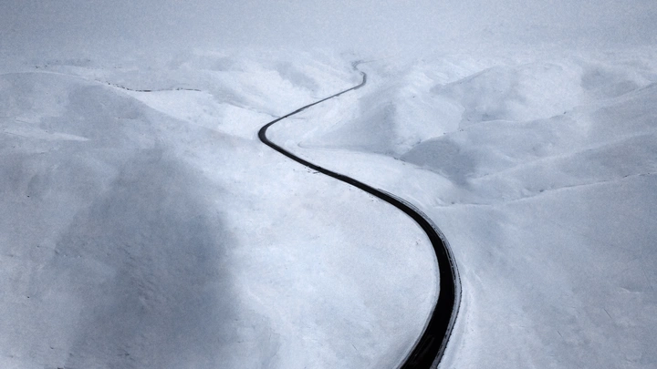无尽雪山
