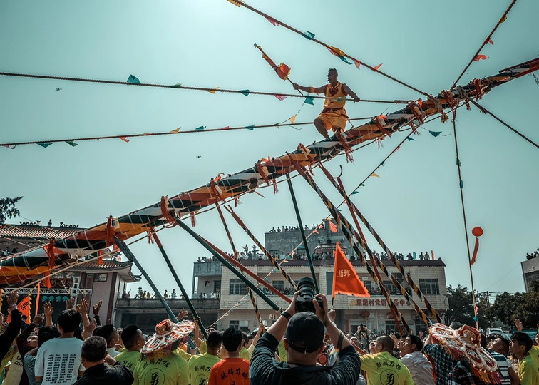 一场节日的群众