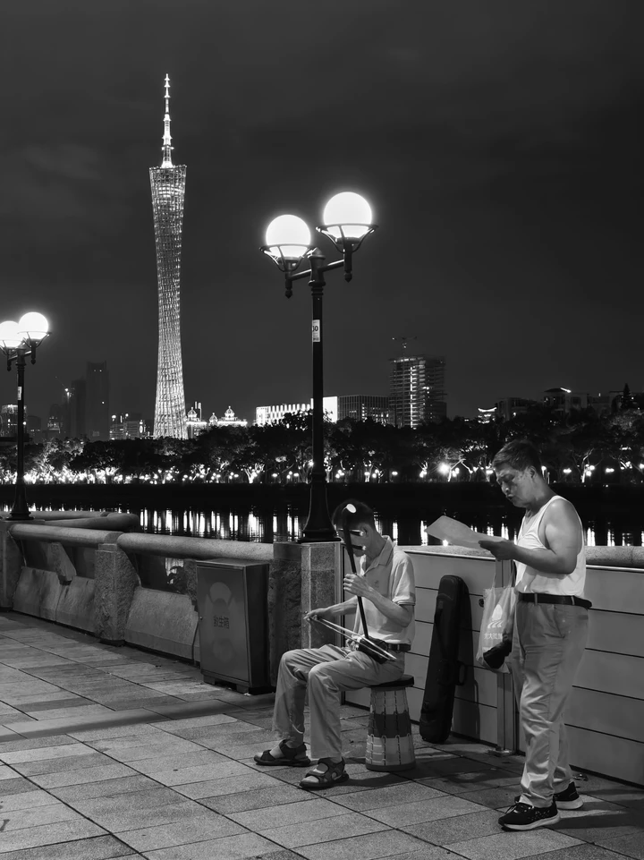 《街头生活切片》