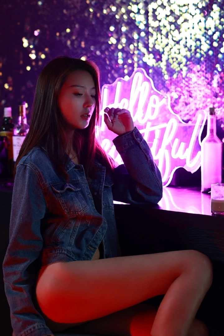 大长腿 暗调拍摄