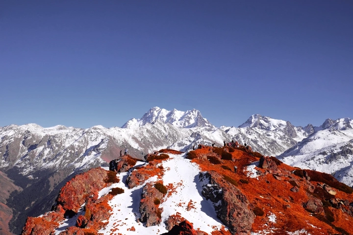 天山