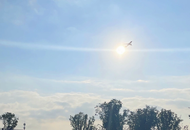 秋日晴空