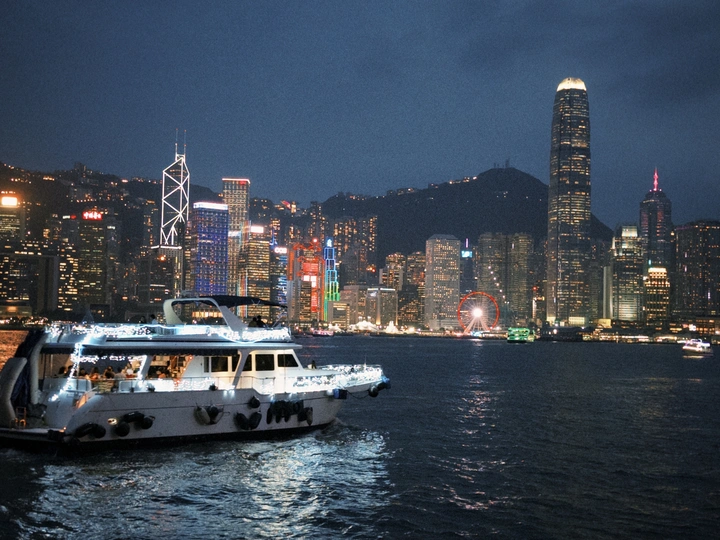 维多利亚港的夜