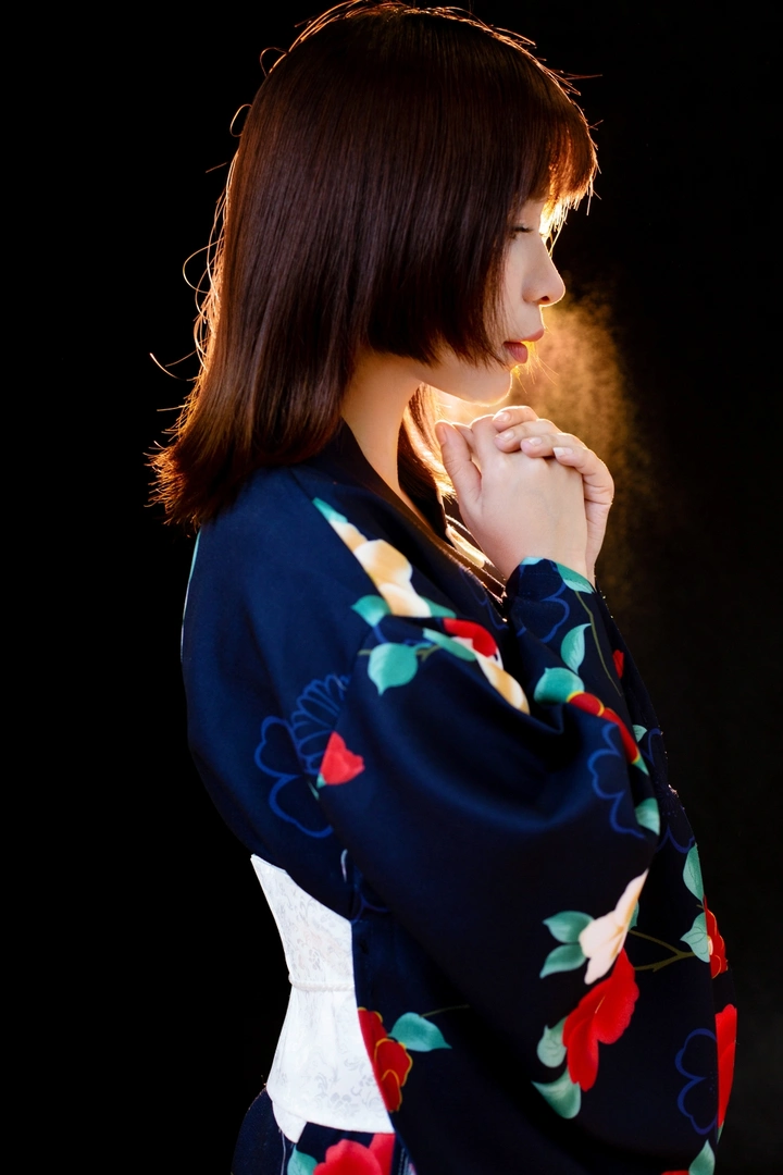 和服人像