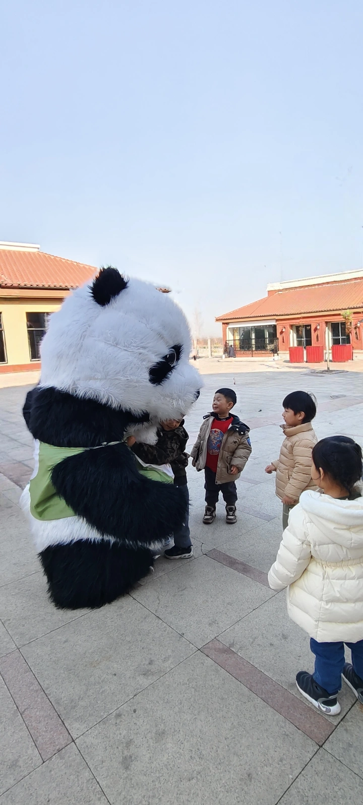 孩子喜欢大熊猫