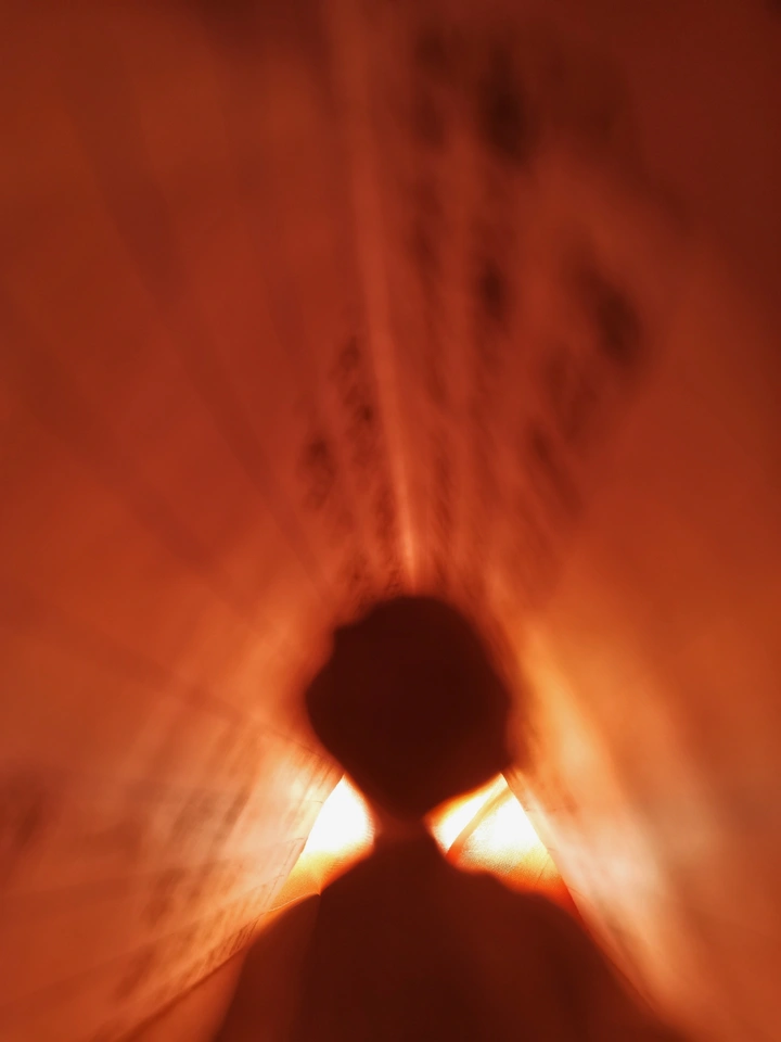 光