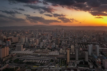 夕阳西下 城市全景